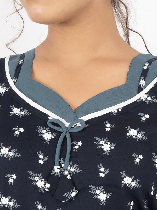 the excellent fit of this sleepwear - 18078499 - Standard Image - 1