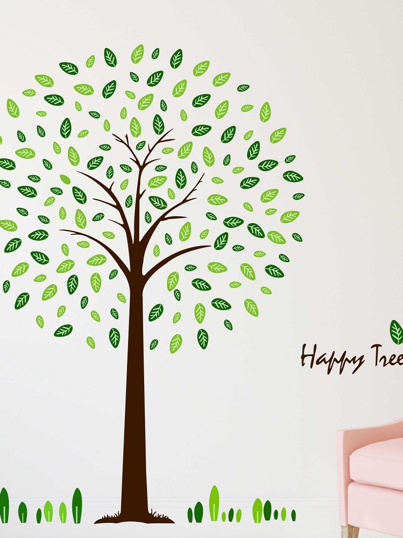 lanstick beautifull tree in circle shape - 18079032 - Standard Image - 1