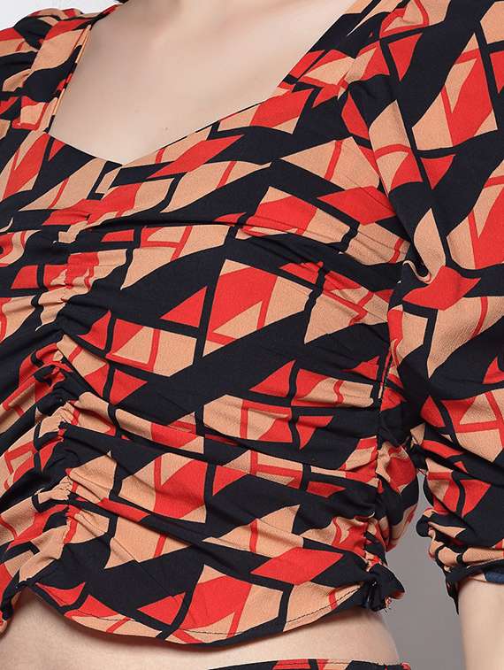 printed crop top & trouser set  - 18081076 -  Standard Image - 4