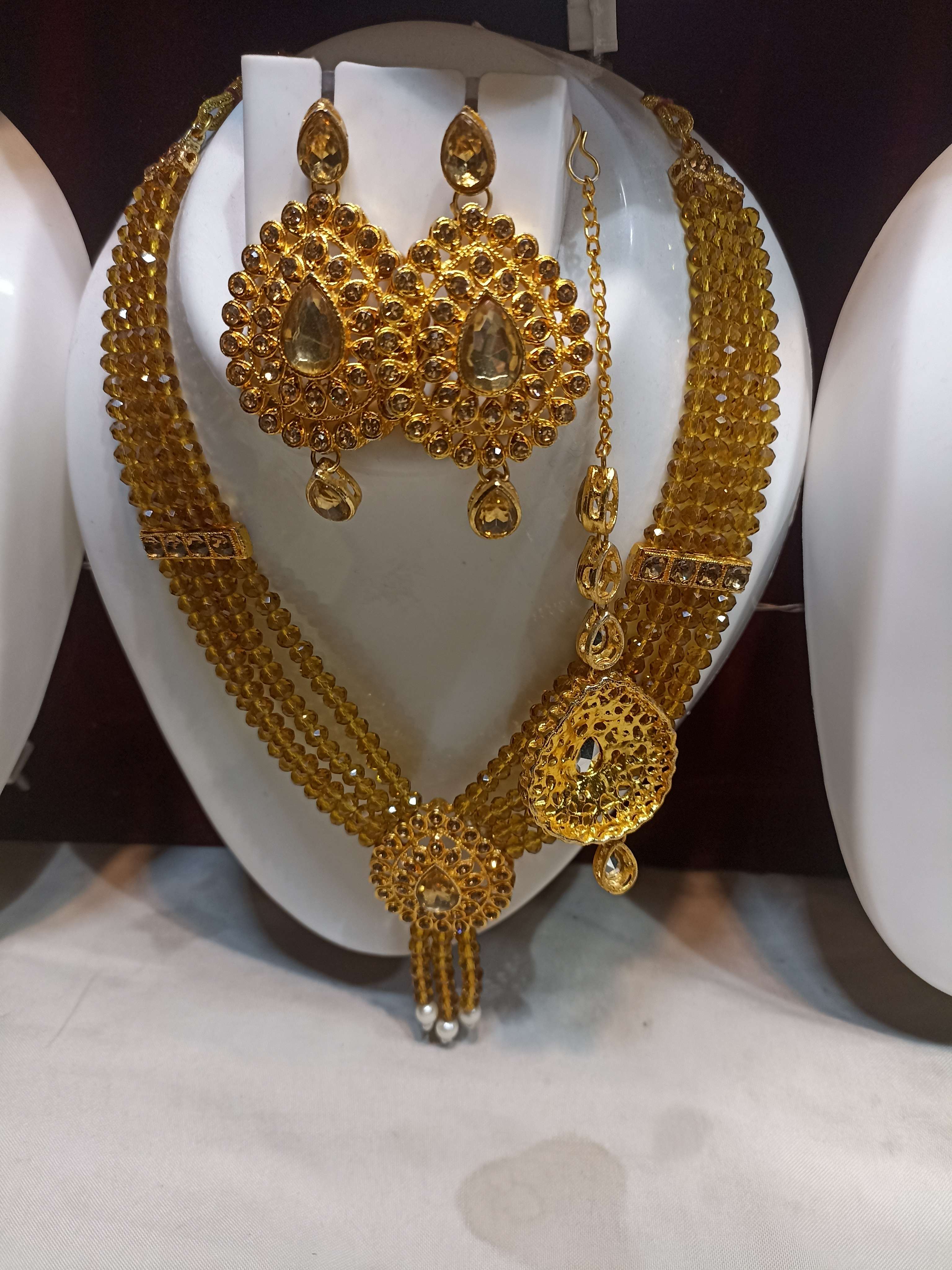 necklace  - 18082456 -  Standard Image - 1