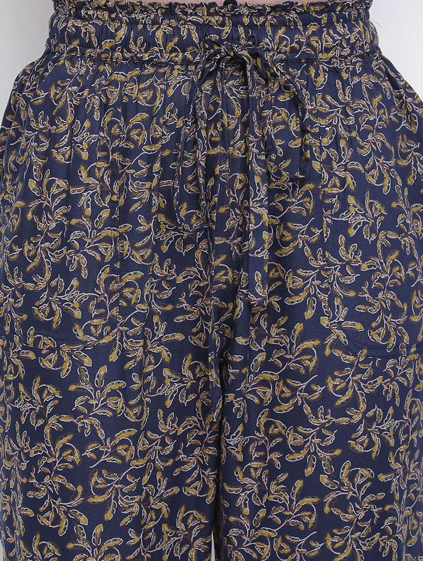 tie front printed flat front trouser  - 18105908 -  Standard Image - 4