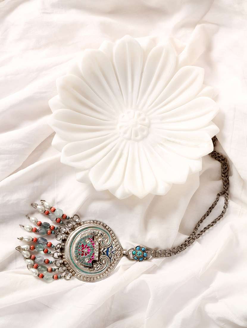 handcrafted silver necklace with kundan