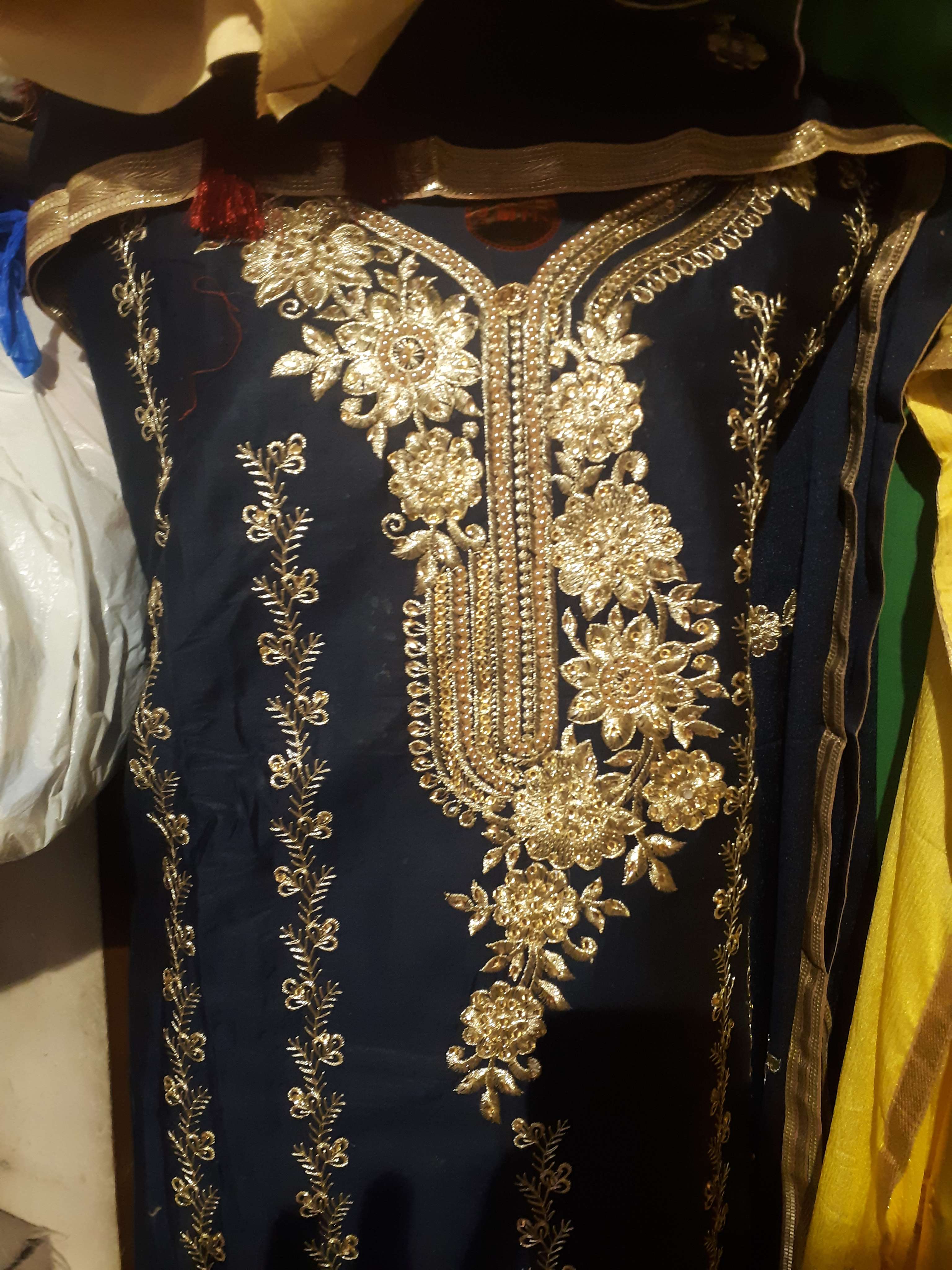 ladies suit - 18109176 - Standard Image - 1