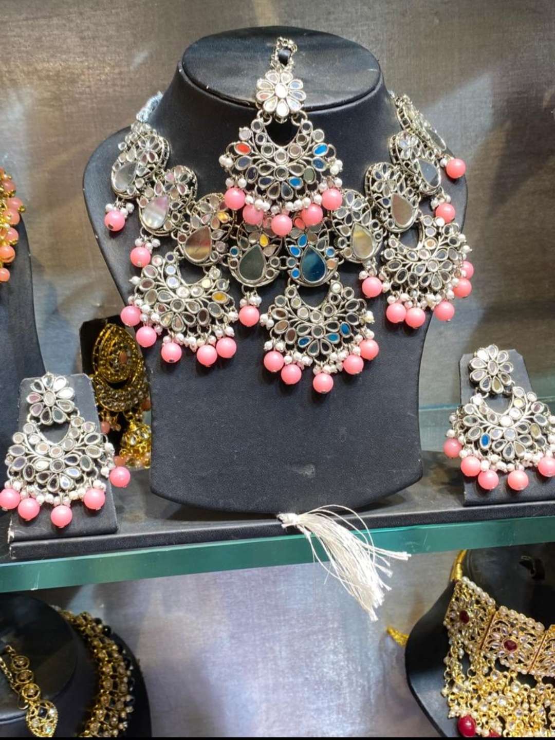 artificial jewellery