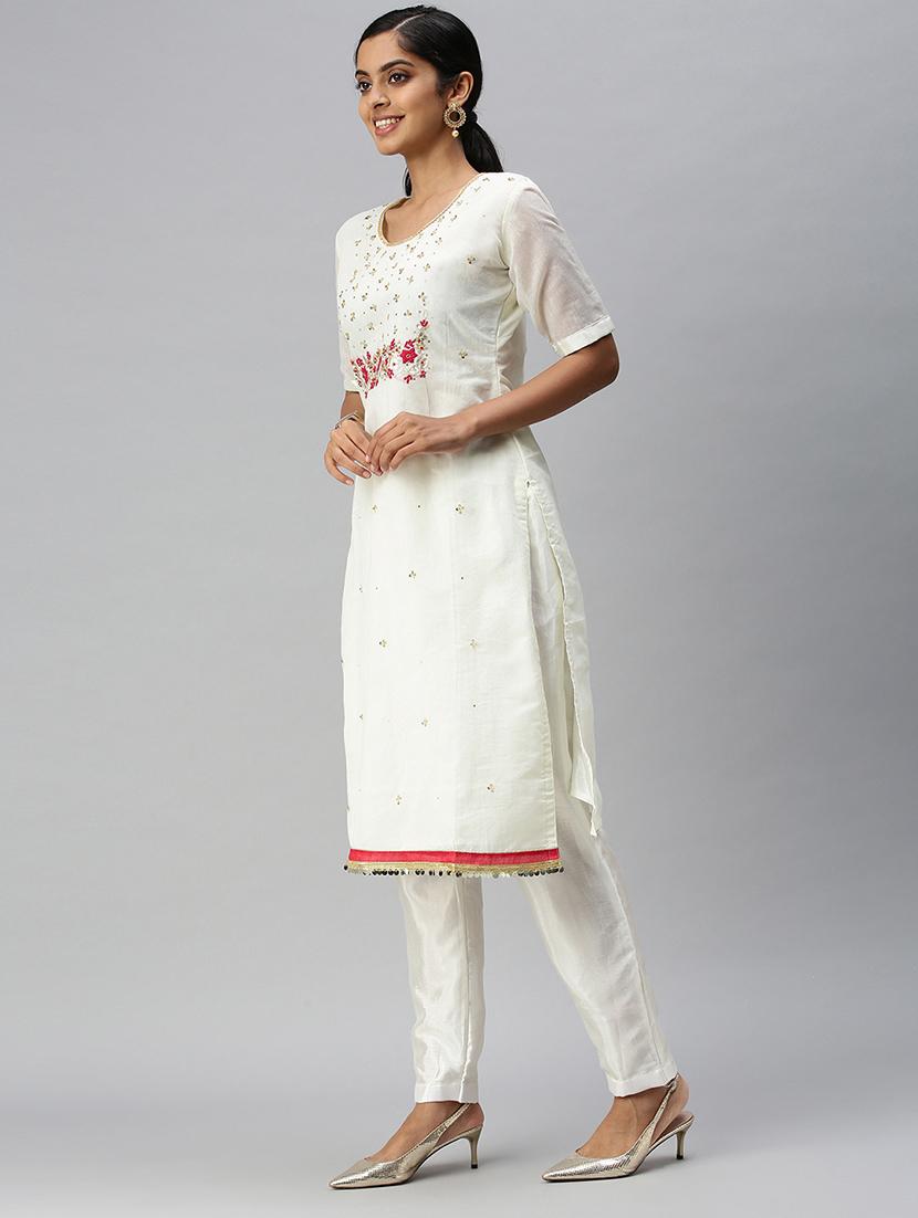 embroidered unstitched suit set - 18113100 - Standard Image - 1