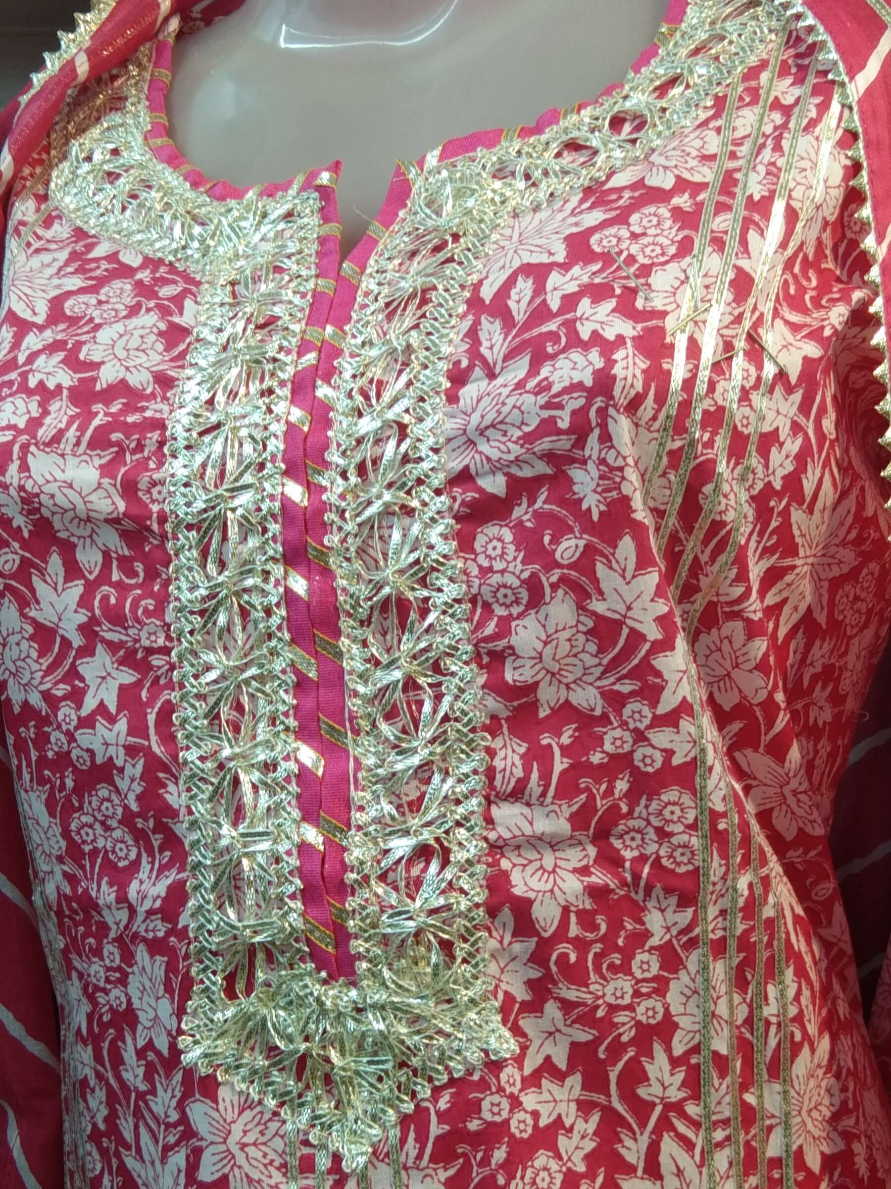 sharara  - 18119231 -  Standard Image - 1