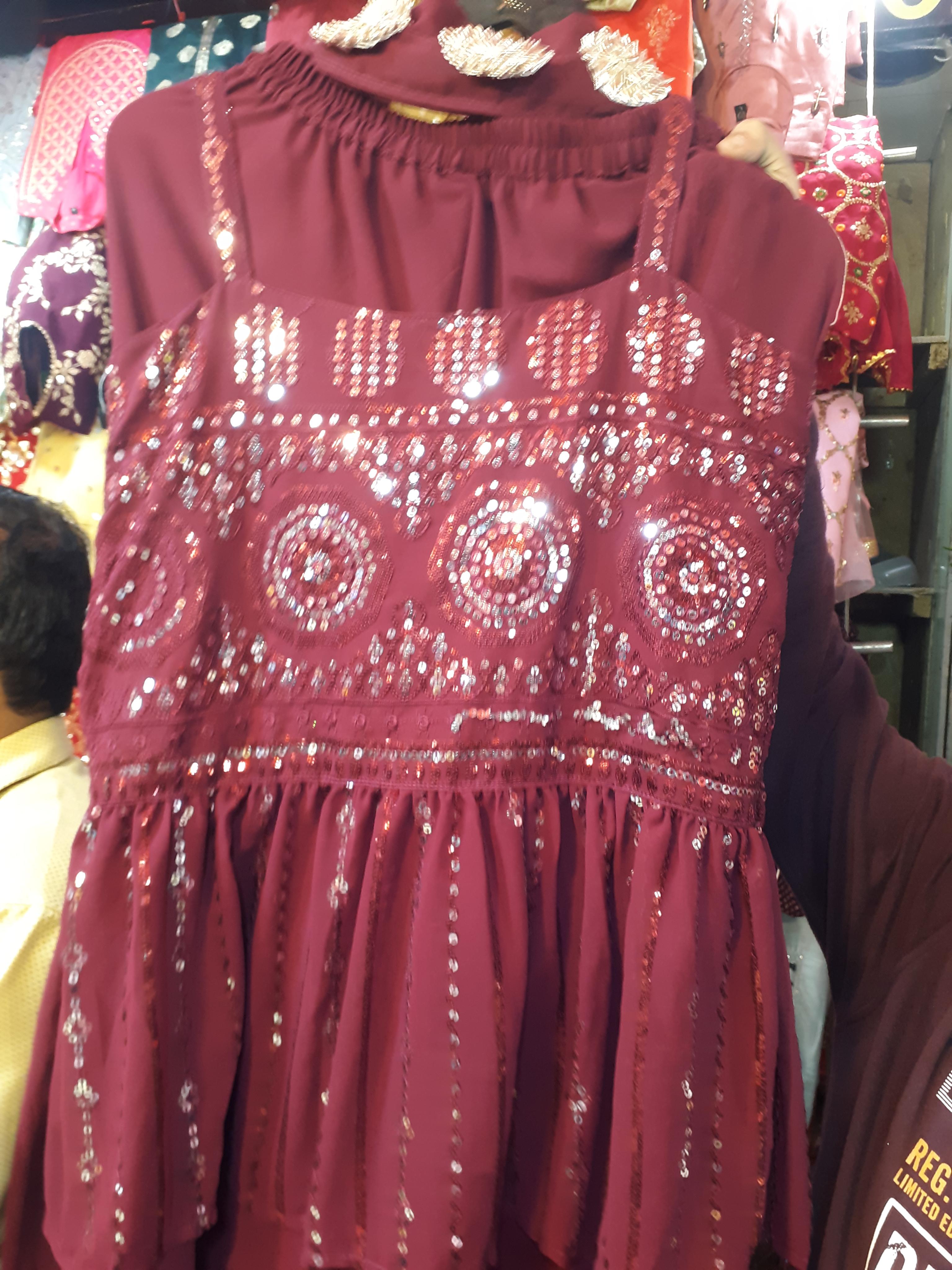 ladies dress - 18120329 - Standard Image - 1