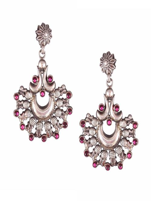 handcrafted embellished earring - 18137980 - Standard Image - 0
