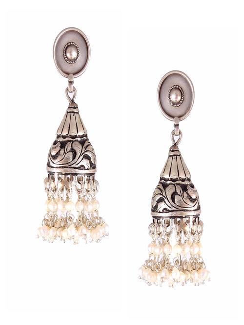 handcrafted embellished earring - 18137991 -  Standard Image - 0