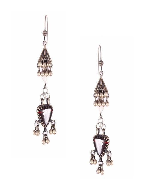 handcrafted embellished earring - 18137995 -  Standard Image - 0