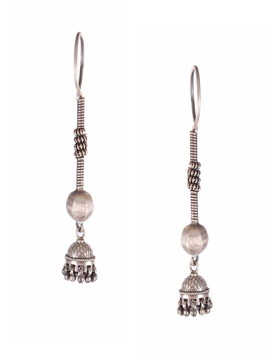 handcrafted silver earring - 18138003 -  Zoom Image - 0
