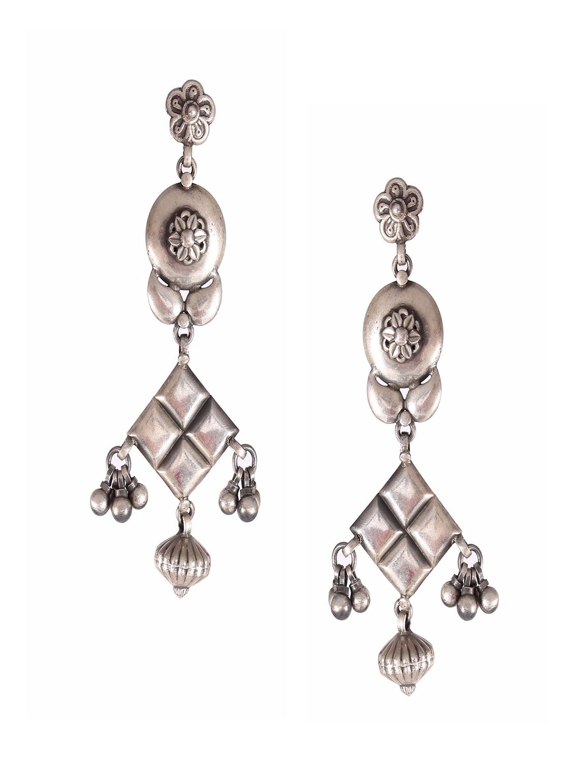 silver studs earring - 18138004 -  Zoom Image - 0