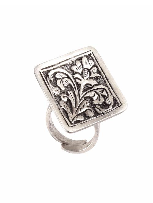 silver finger ring - 18138013 - Standard Image - 0