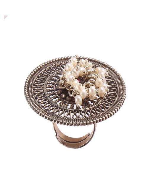 white silver finger ring - 18138018 - Standard Image - 0