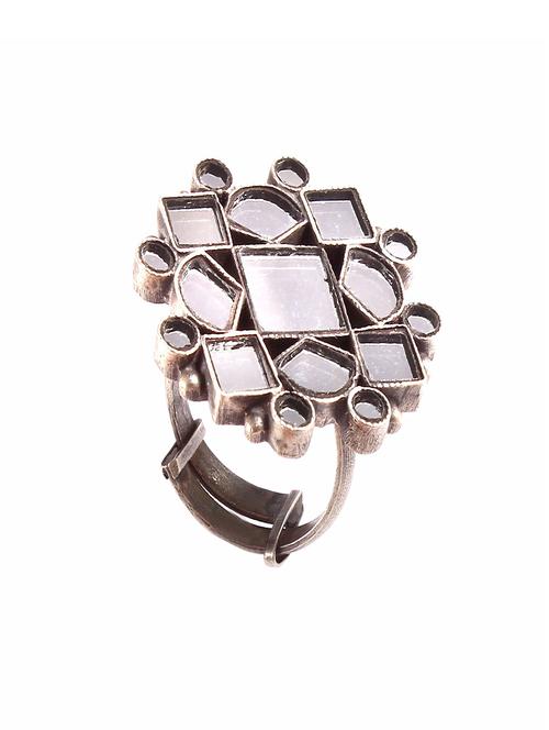 white silver finger ring  - 18138020 -  Standard Image - 0
