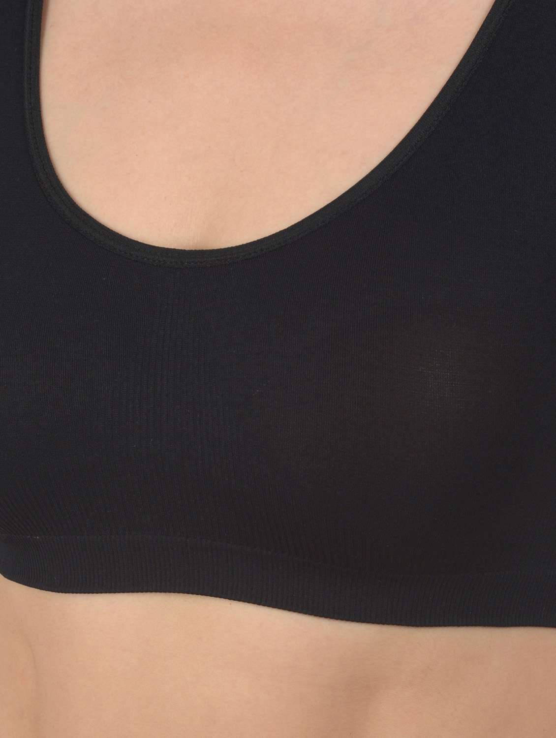 black solid t-shirt bra - 18138462 - Standard Image - 4