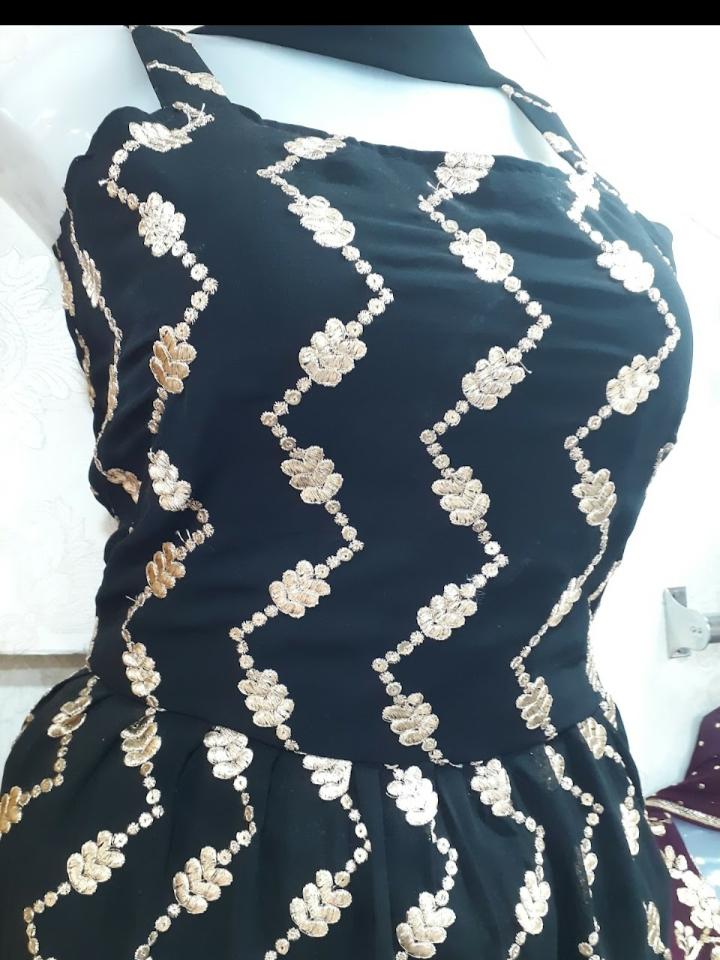 ladies suit - 18141156 - Standard Image - 1