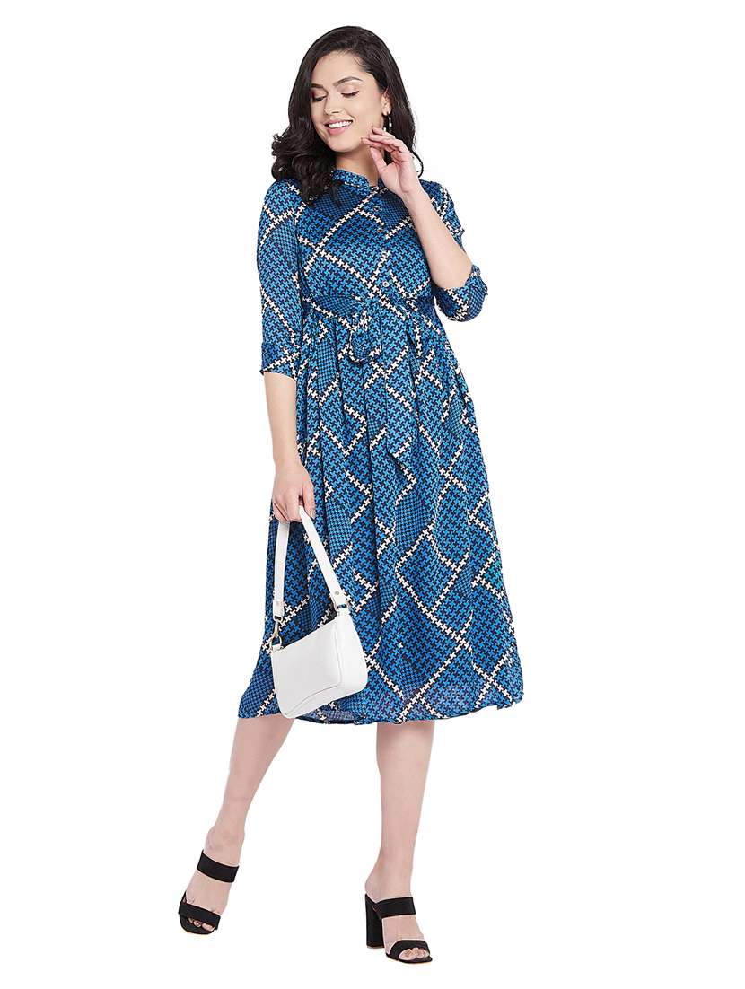 women's   dress - 18141657 -  Zoom Image - 0