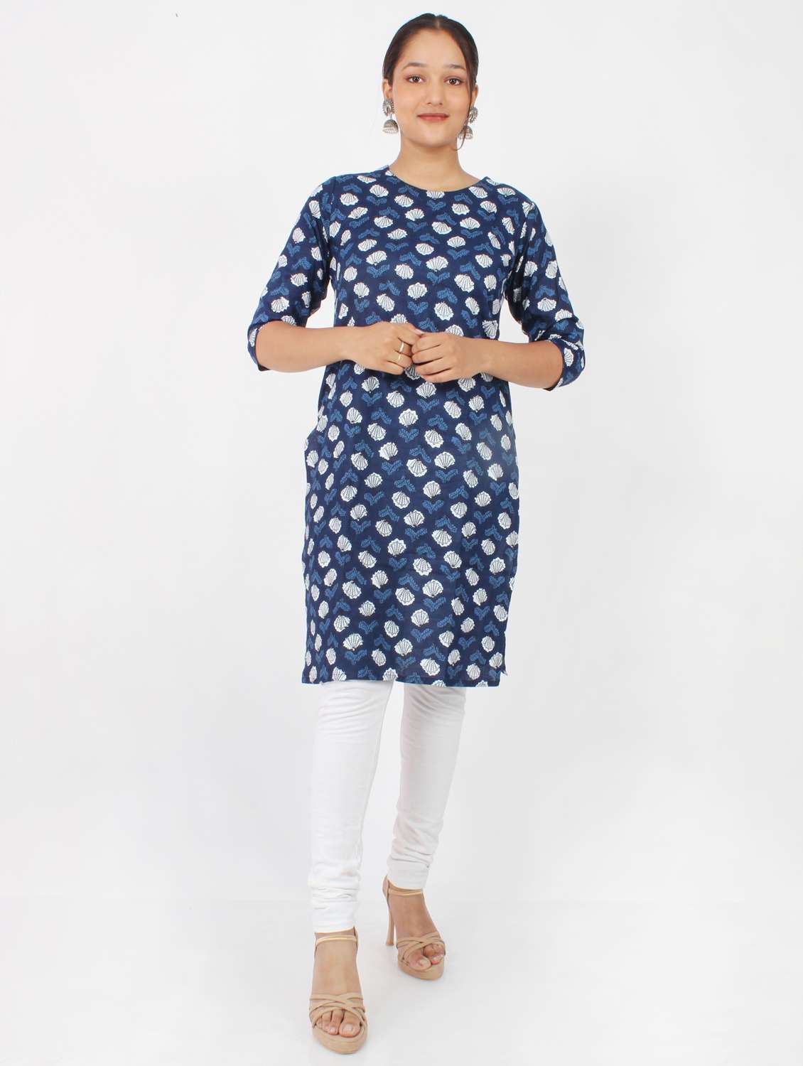 women's straight kurta