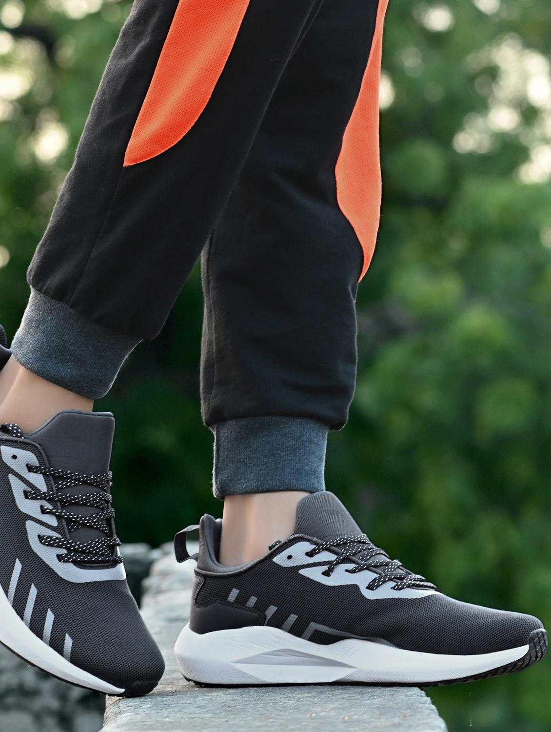 grey mesh sport shoes - 18142413 - Standard Image - 4