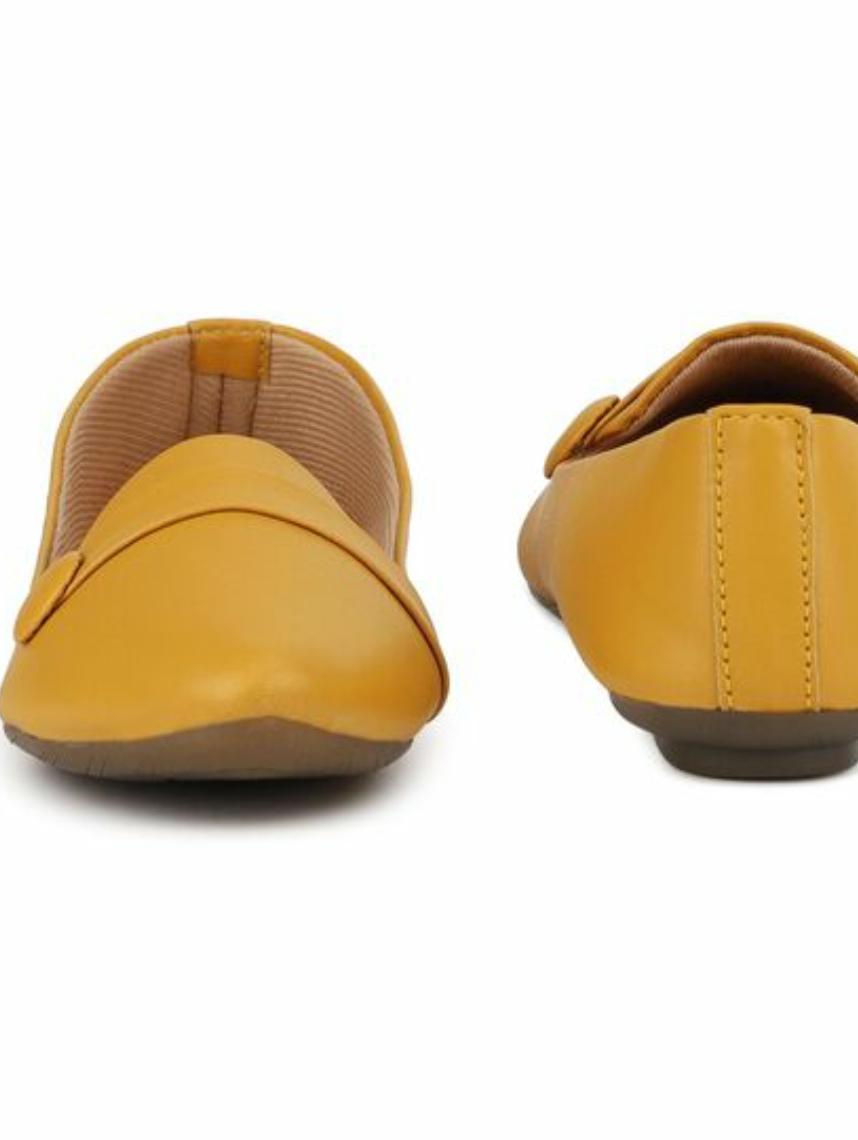 yellow formal shoes - 18145081 - Standard Image - 1