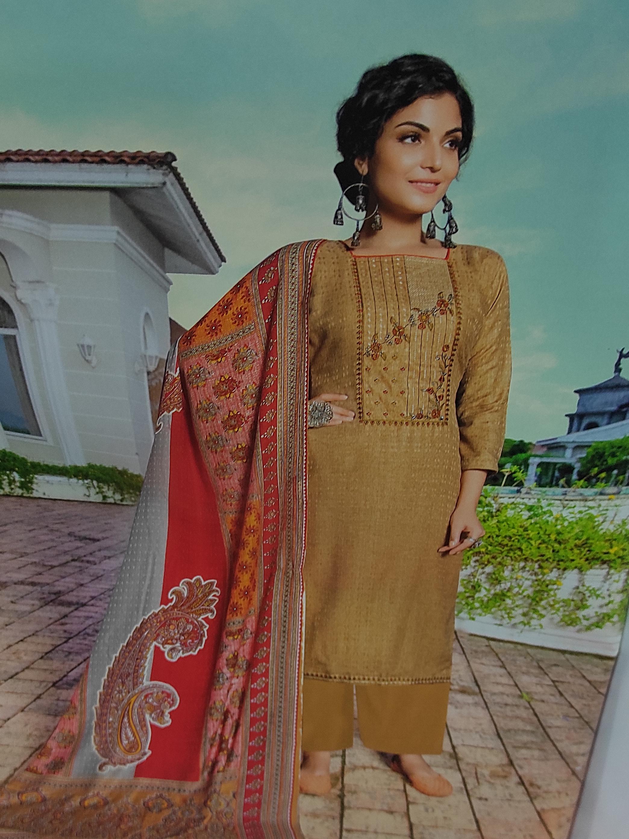 unstich suit - 18153197 - Standard Image - 1