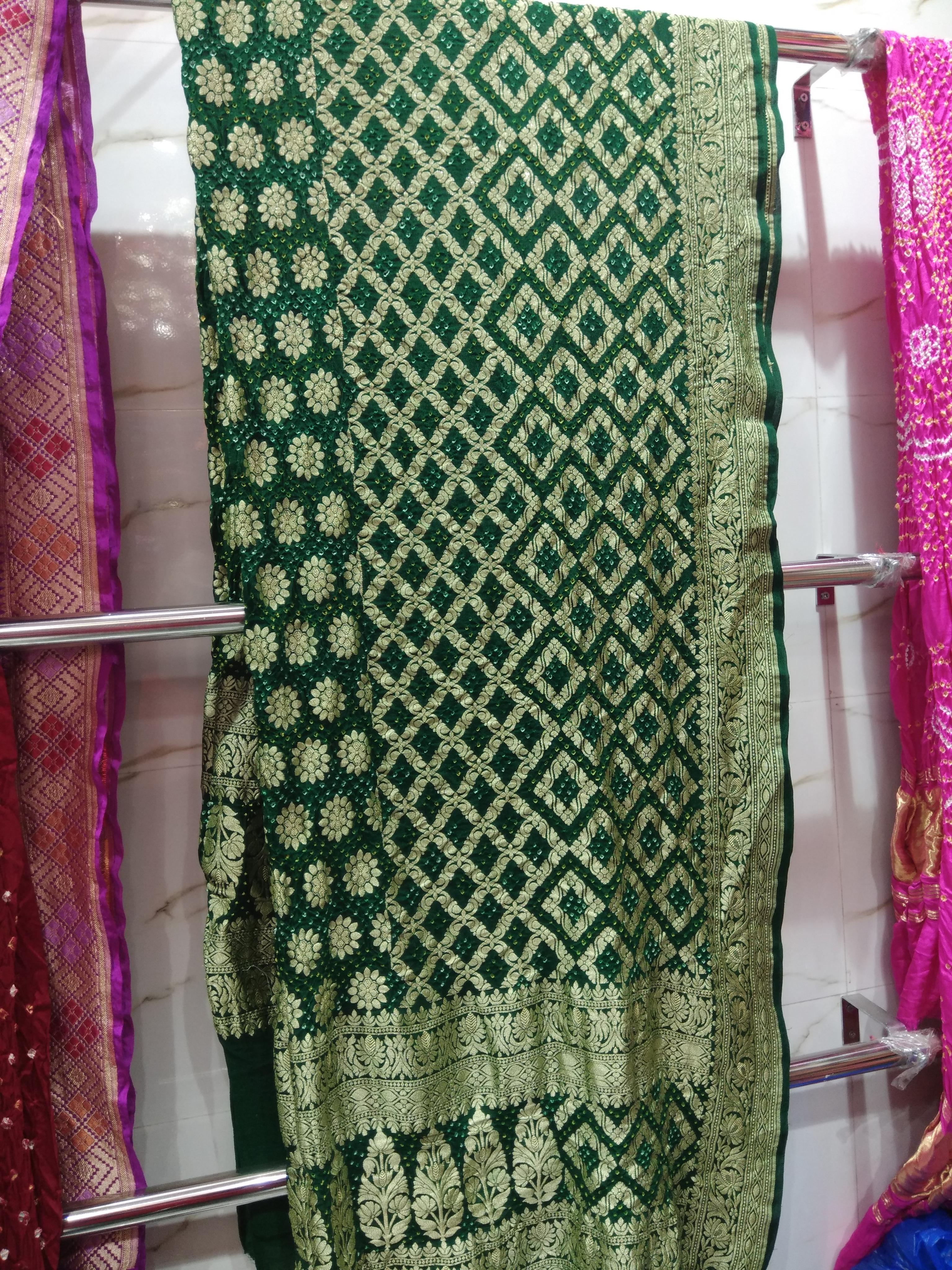 jungla dupatta for ladies - 18155087 - Standard Image - 1