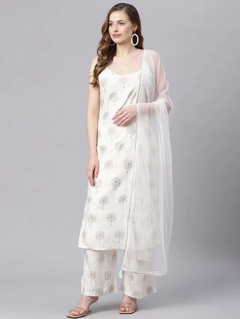 women whte sleeveless kurta palazzo with dupatta set