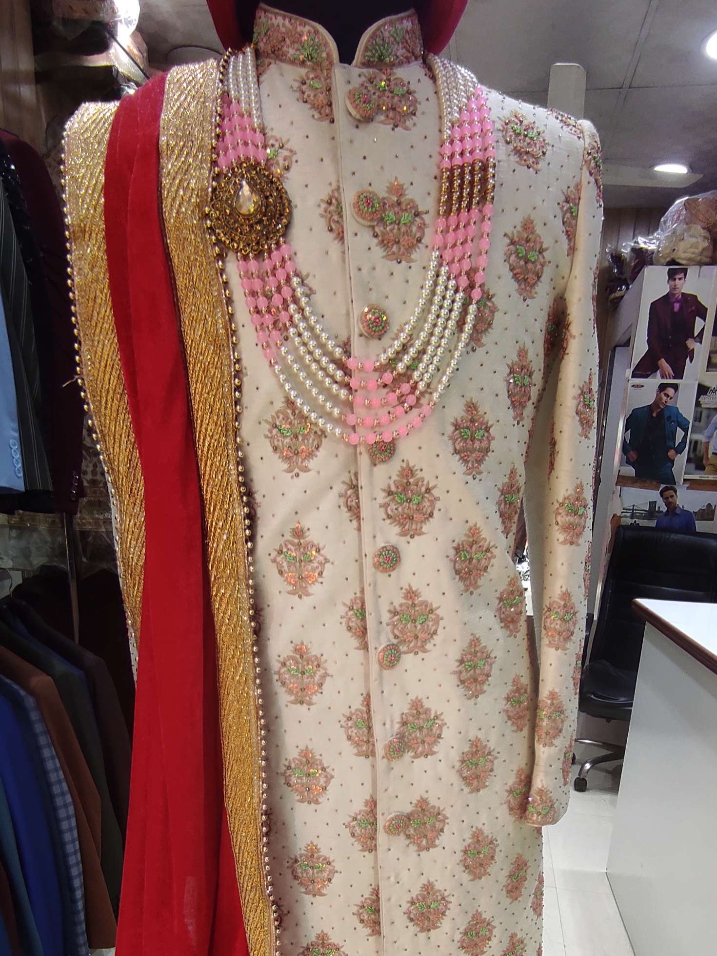 sherwanni  - 18170963 -  Standard Image - 1