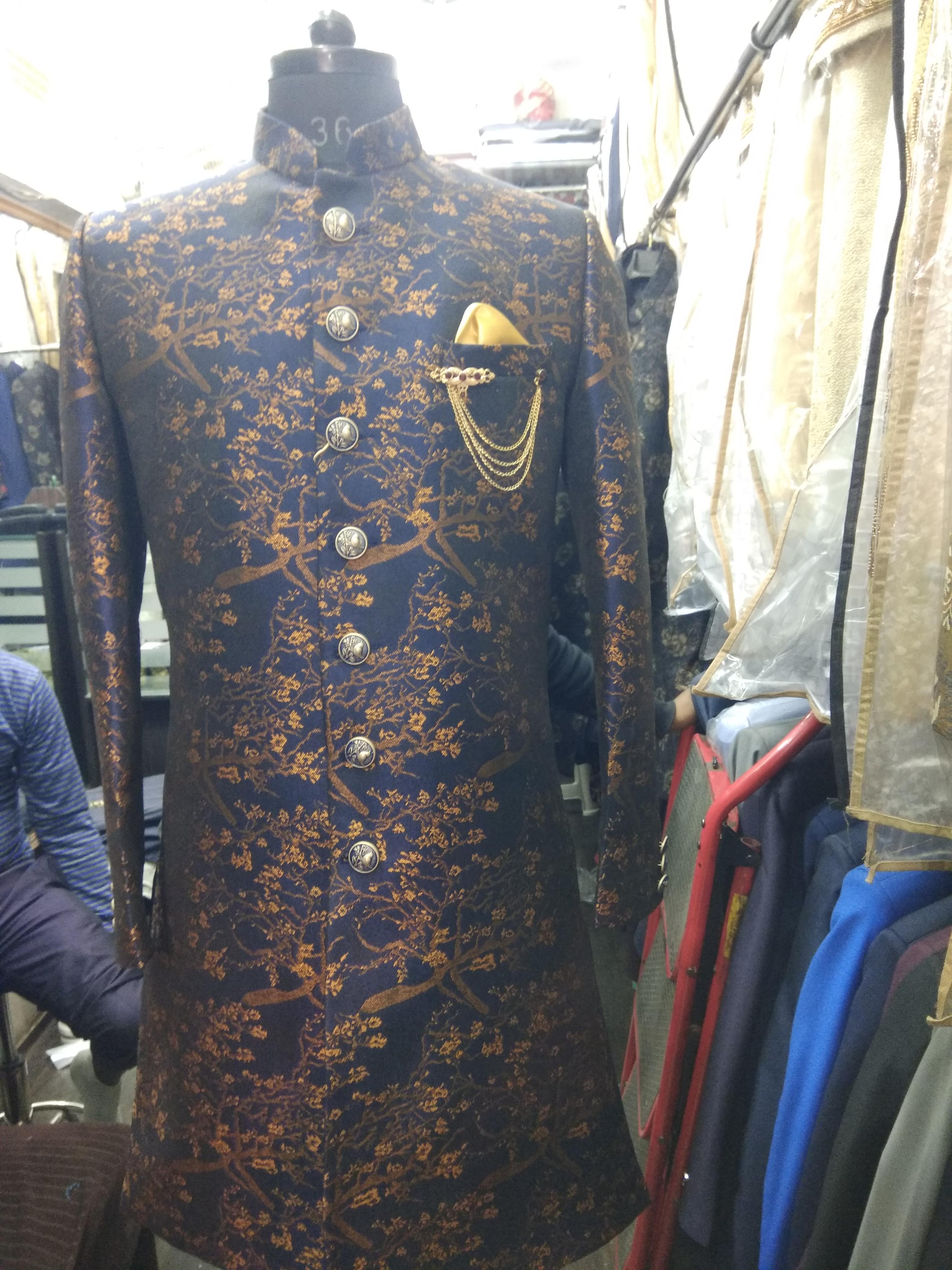 indo western for men's  - 18172886 -  Standard Image - 1