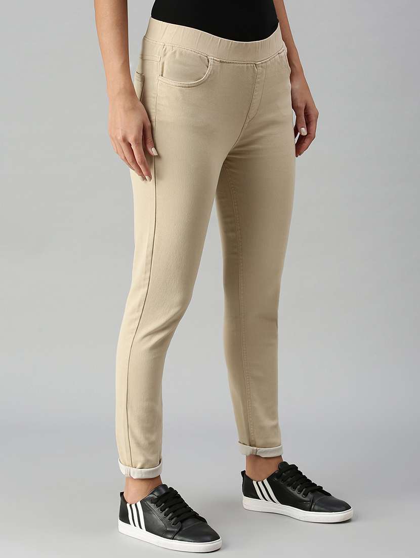 mid rise solid  jegging - 18178733 -  Standard Image - 1