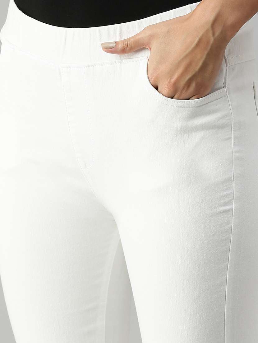 mid rise solid  jegging - 18178734 -  Standard Image - 4