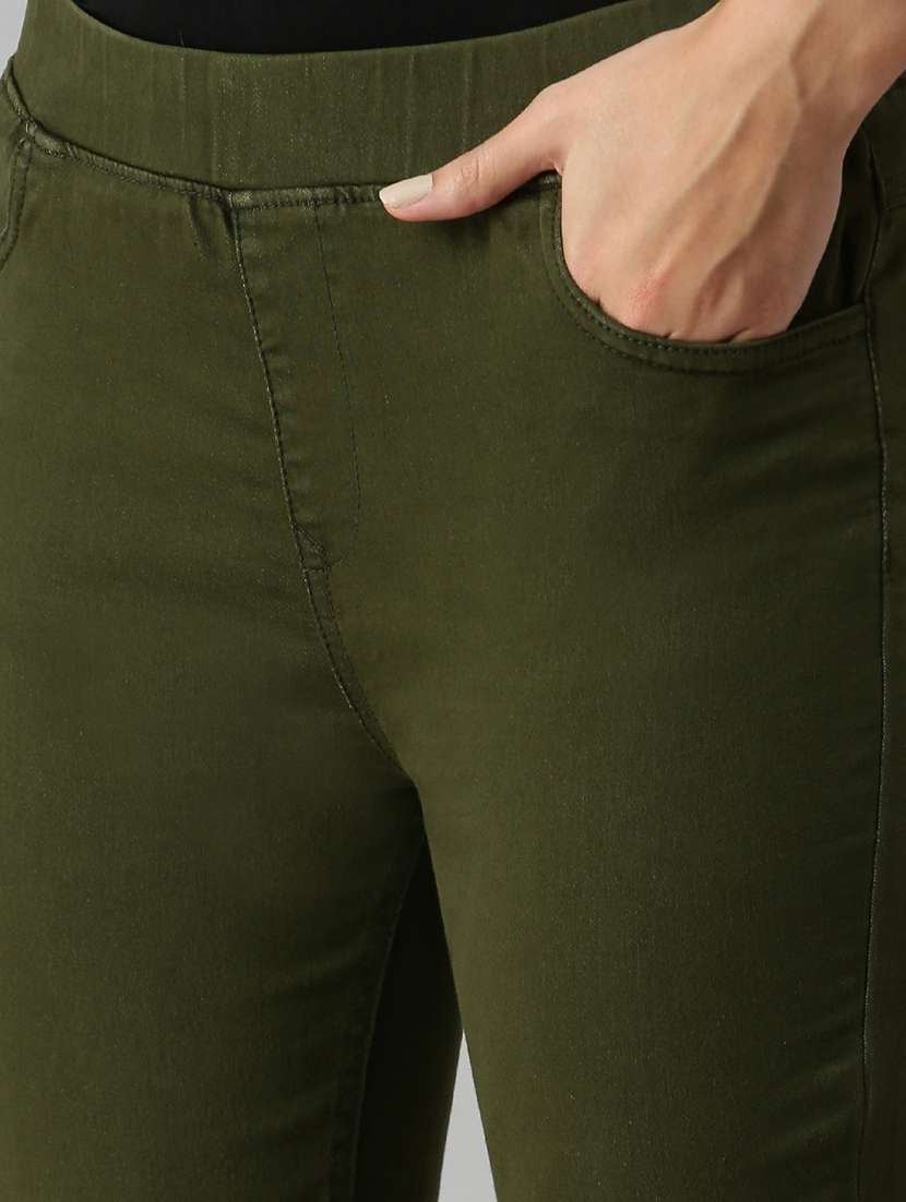 mid rise solid  jegging - 18178735 -  Standard Image - 4