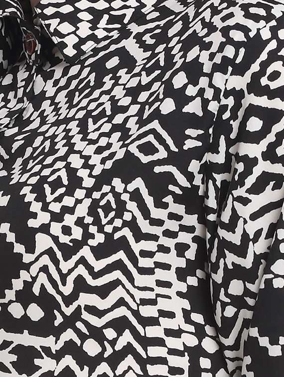 long sleeved printed shirt - 18182230 -  Standard Image - 4