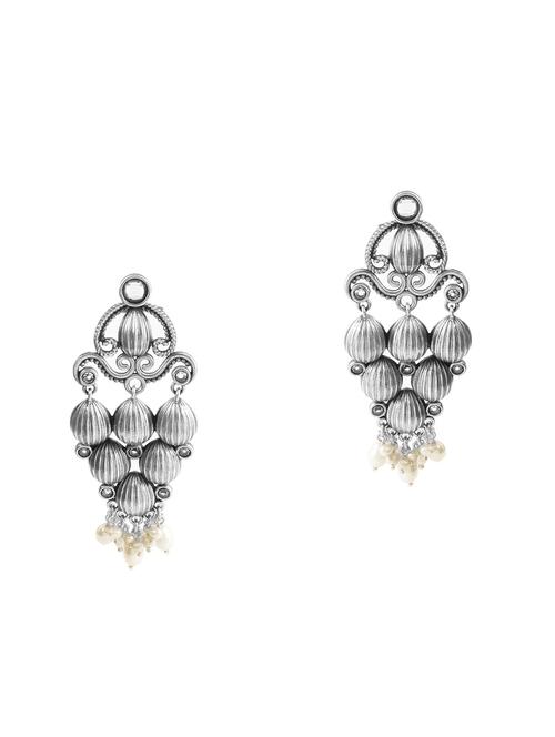 silver unique design adorable stud earrings - 18182601 - Standard Image - 0