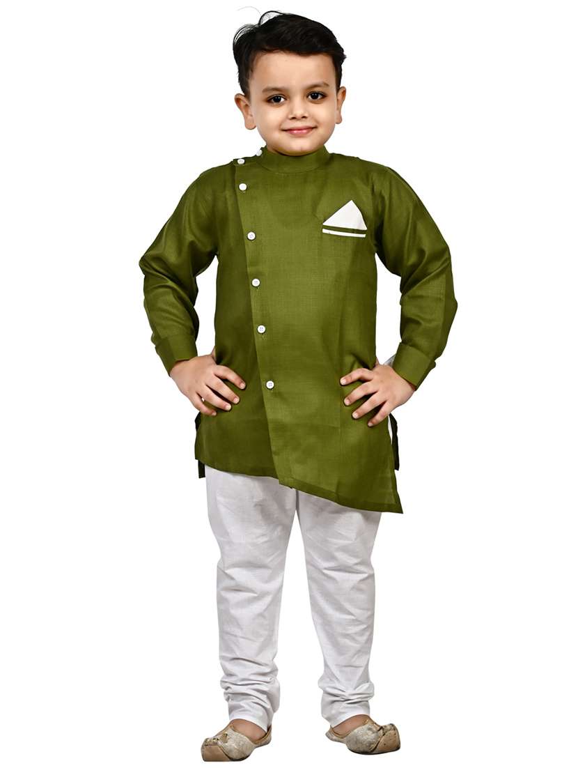 green solid kurta set