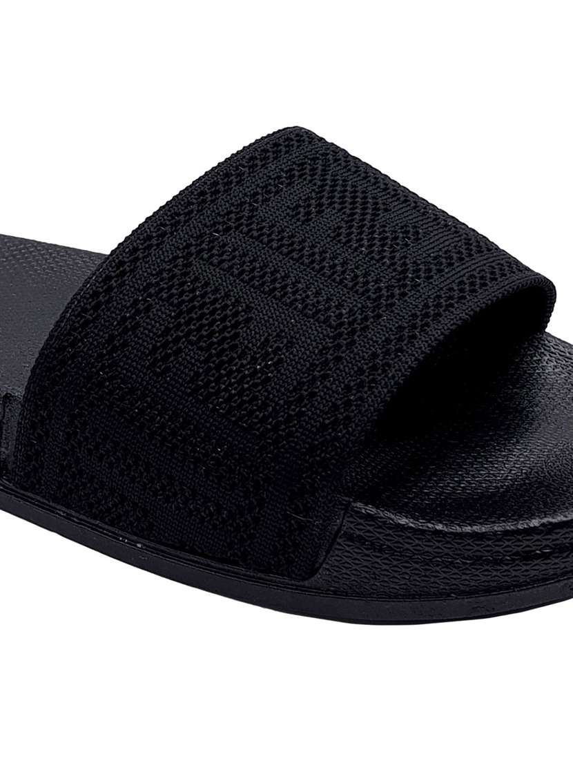 black  flip flop - 18190094 -  Standard Image - 4