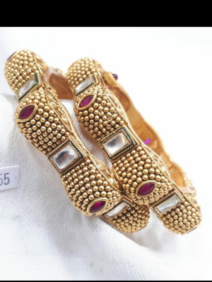 fancy bangles  - 18192809 -  Standard Image - 1