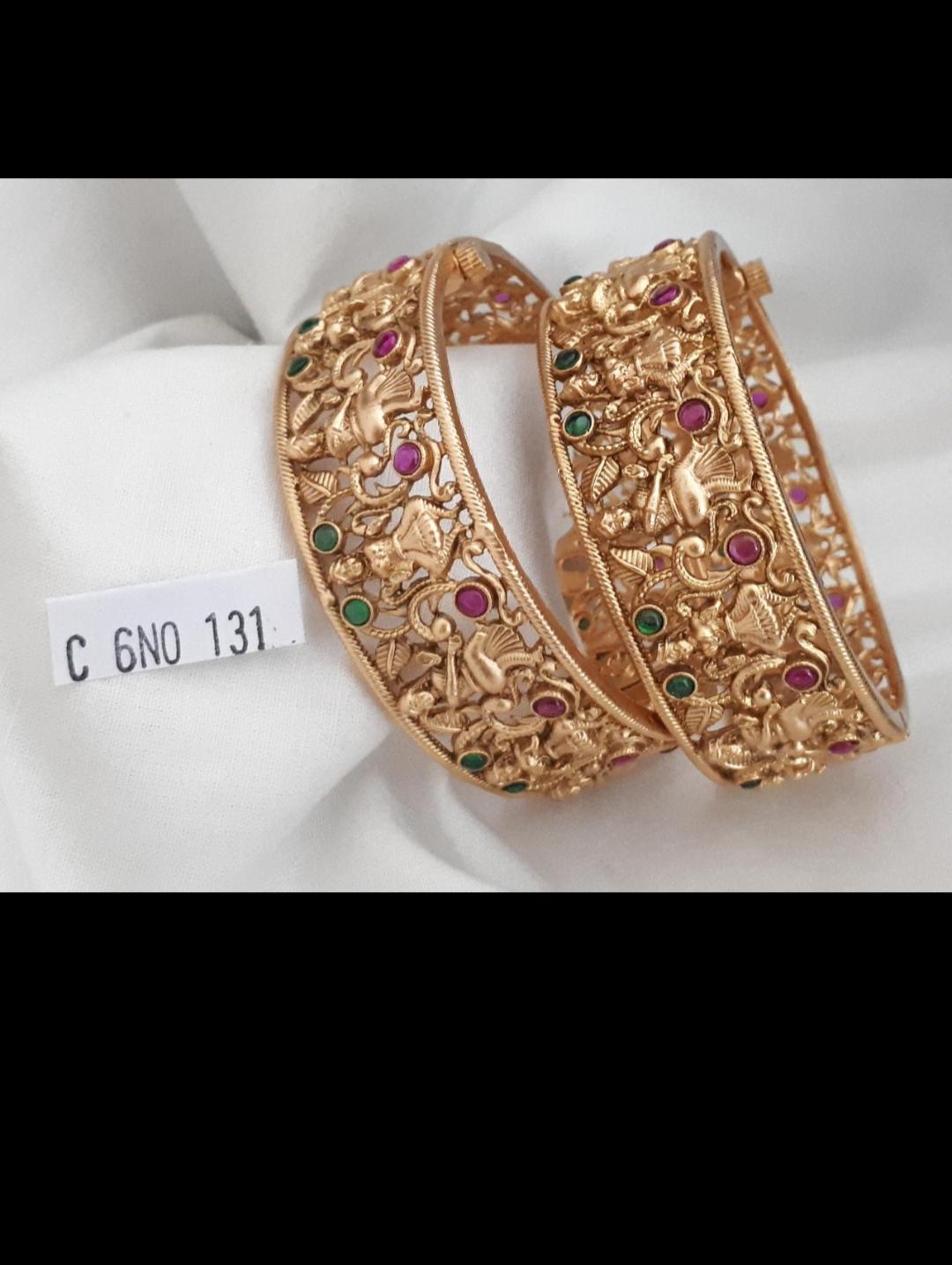 fancy bangles  - 18192887 -  Standard Image - 1