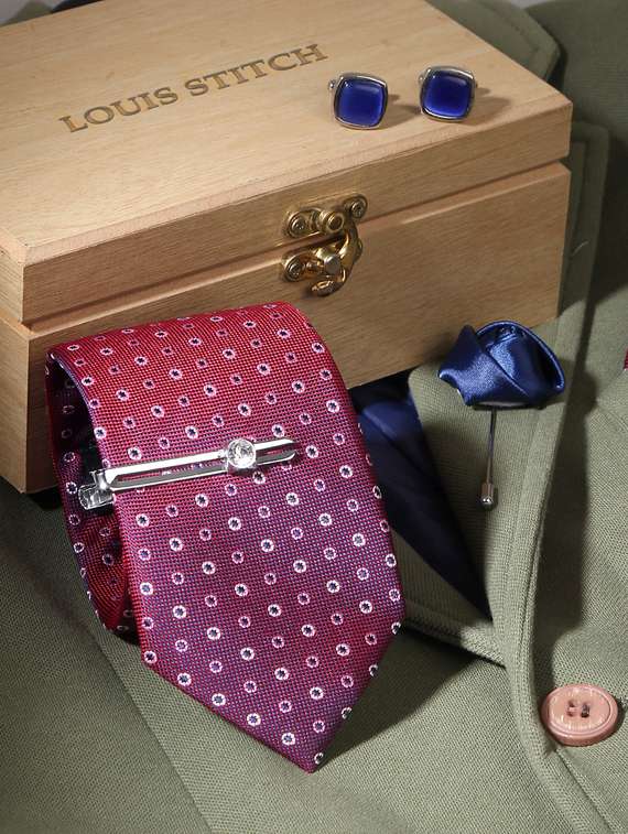 rasin purple feel silk that is soft, rich in colour and beautiful to feel. the stitching thread are well finished. premium heavy quali interlining gets a perfect knot everytime. loved worldwide for sle ty