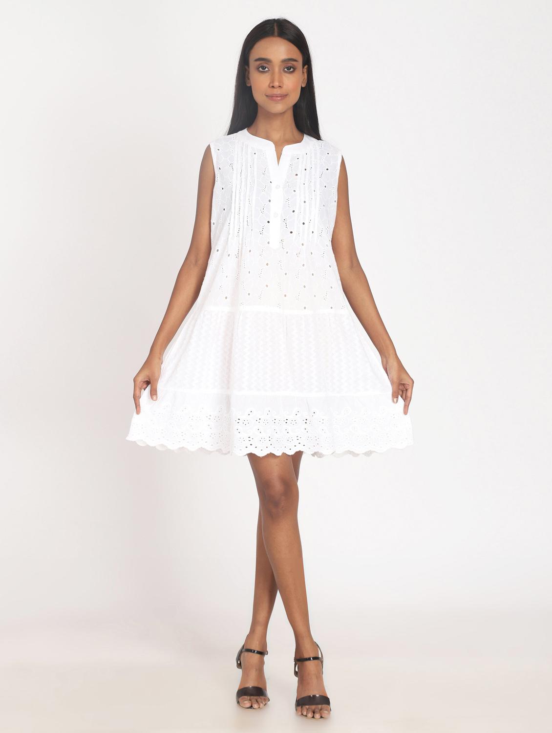white solid tunic - 18197942 - Zoom Image - 0