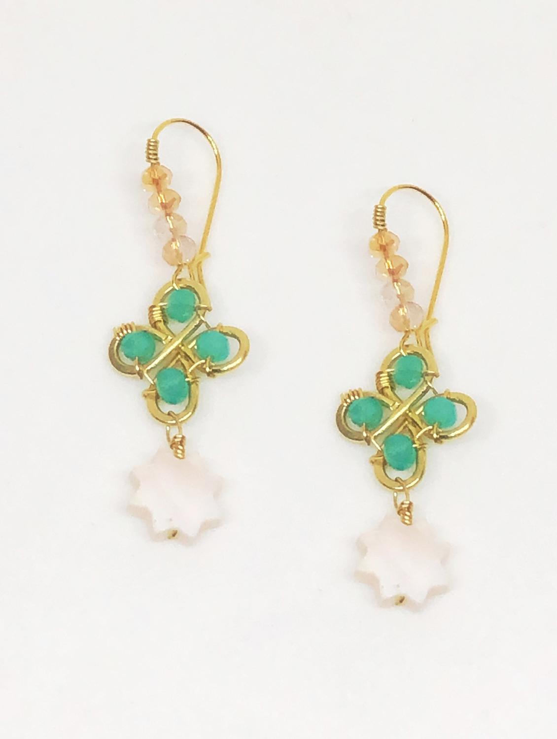 green brass drop earring - 18199909 - Zoom Image - 0