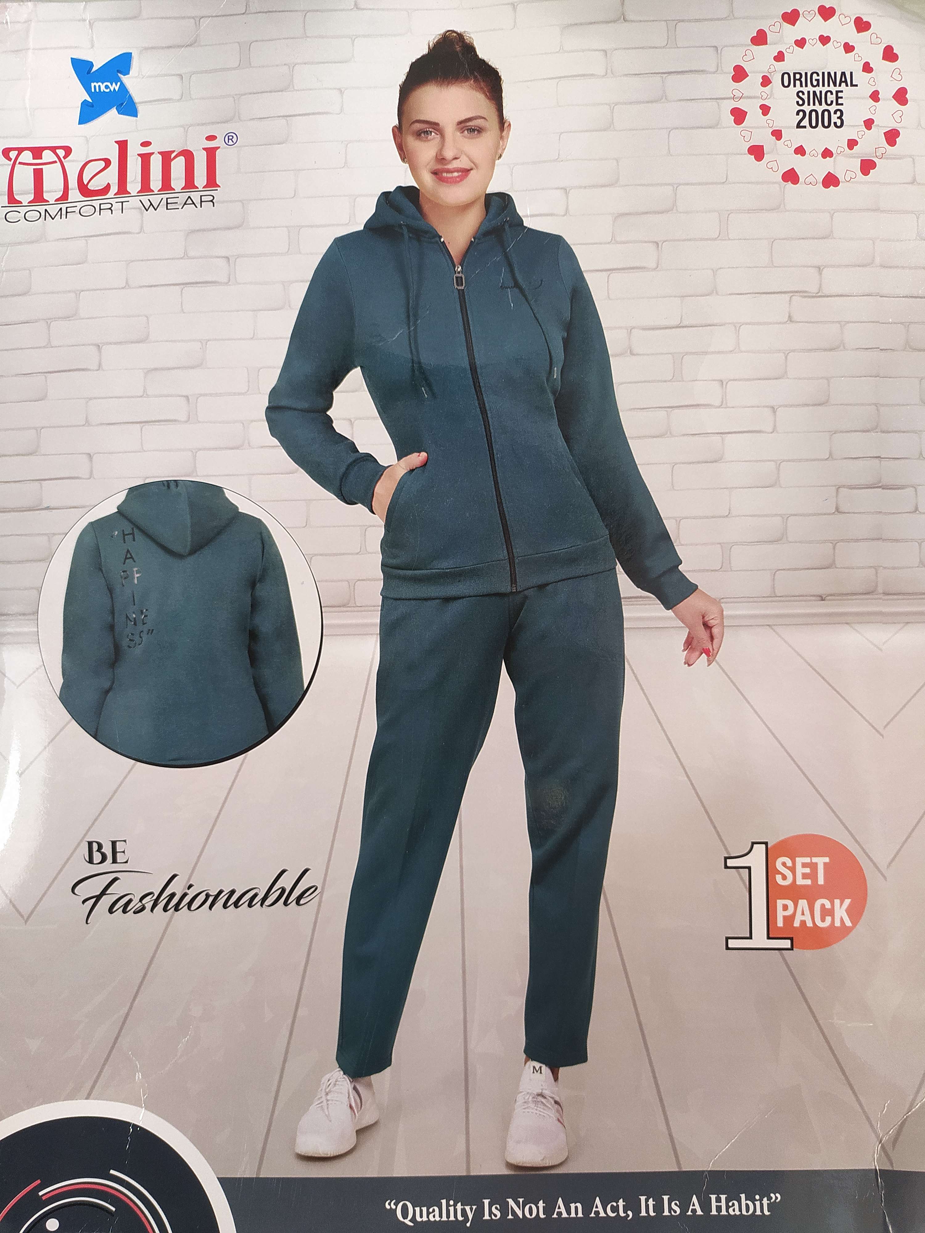 night wear woolen green color  - 18200839 -  Standard Image - 1