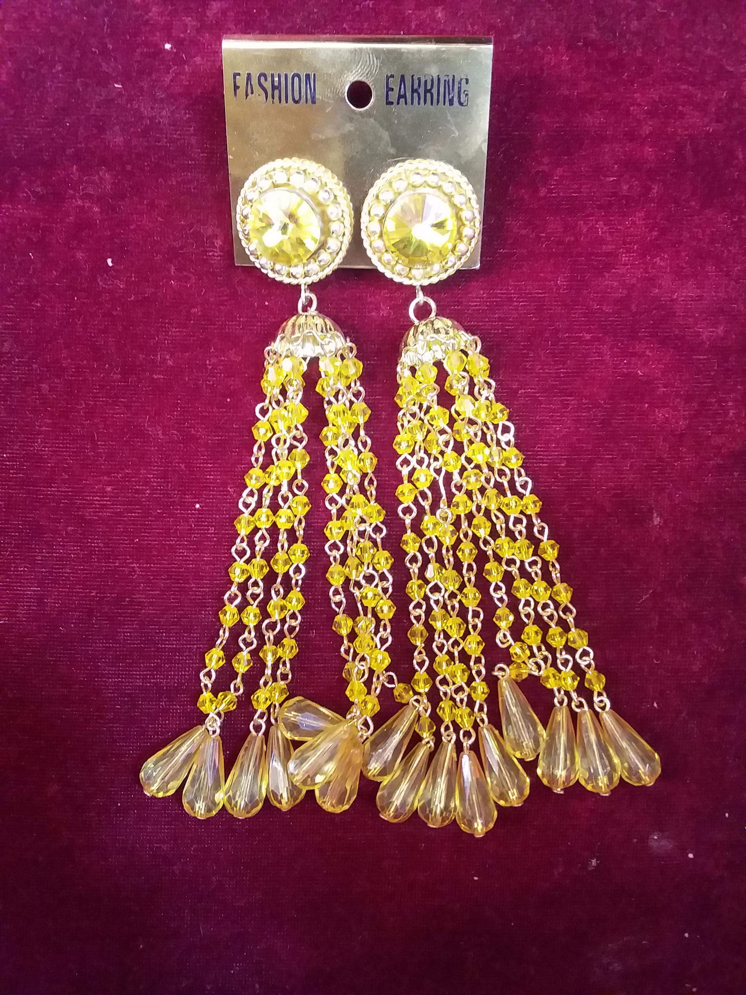 kundan with menakaro earring  - 18203895 -  Standard Image - 1