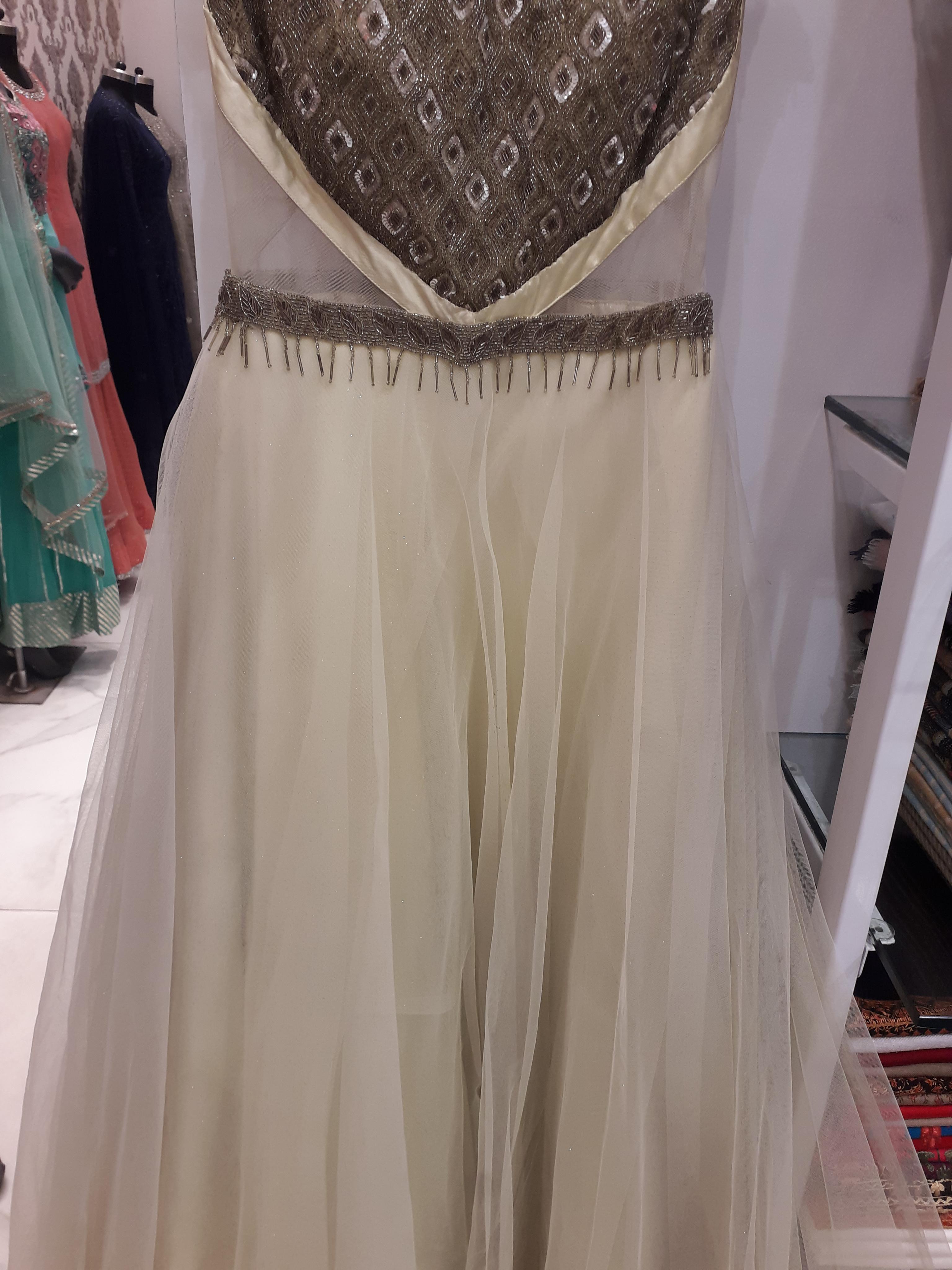 ladies dress - 18205139 - Standard Image - 1
