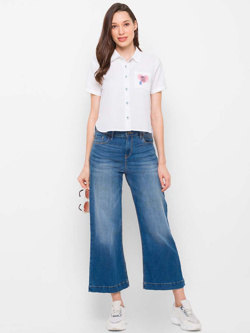 white quirky patch solid shirt - 18210237 -  Standard Image - 4