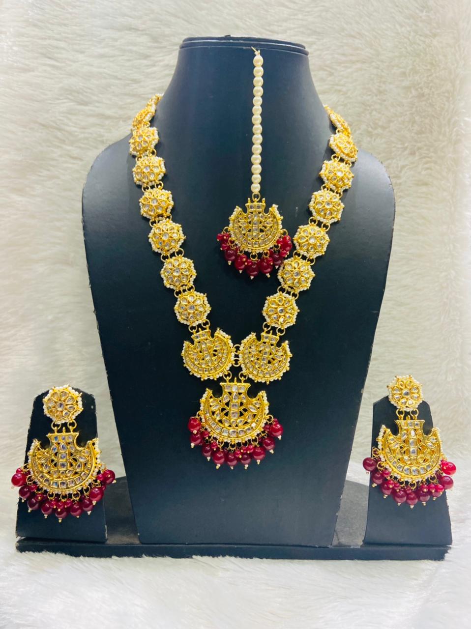 necklaces with earring and maang tikka - 18215110 - Standard Image - 1
