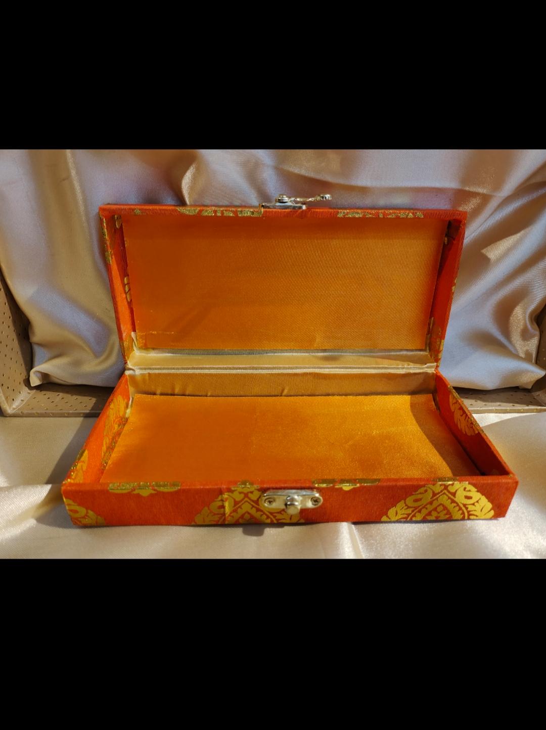 orange gift set - 18216192 - Standard Image - 1