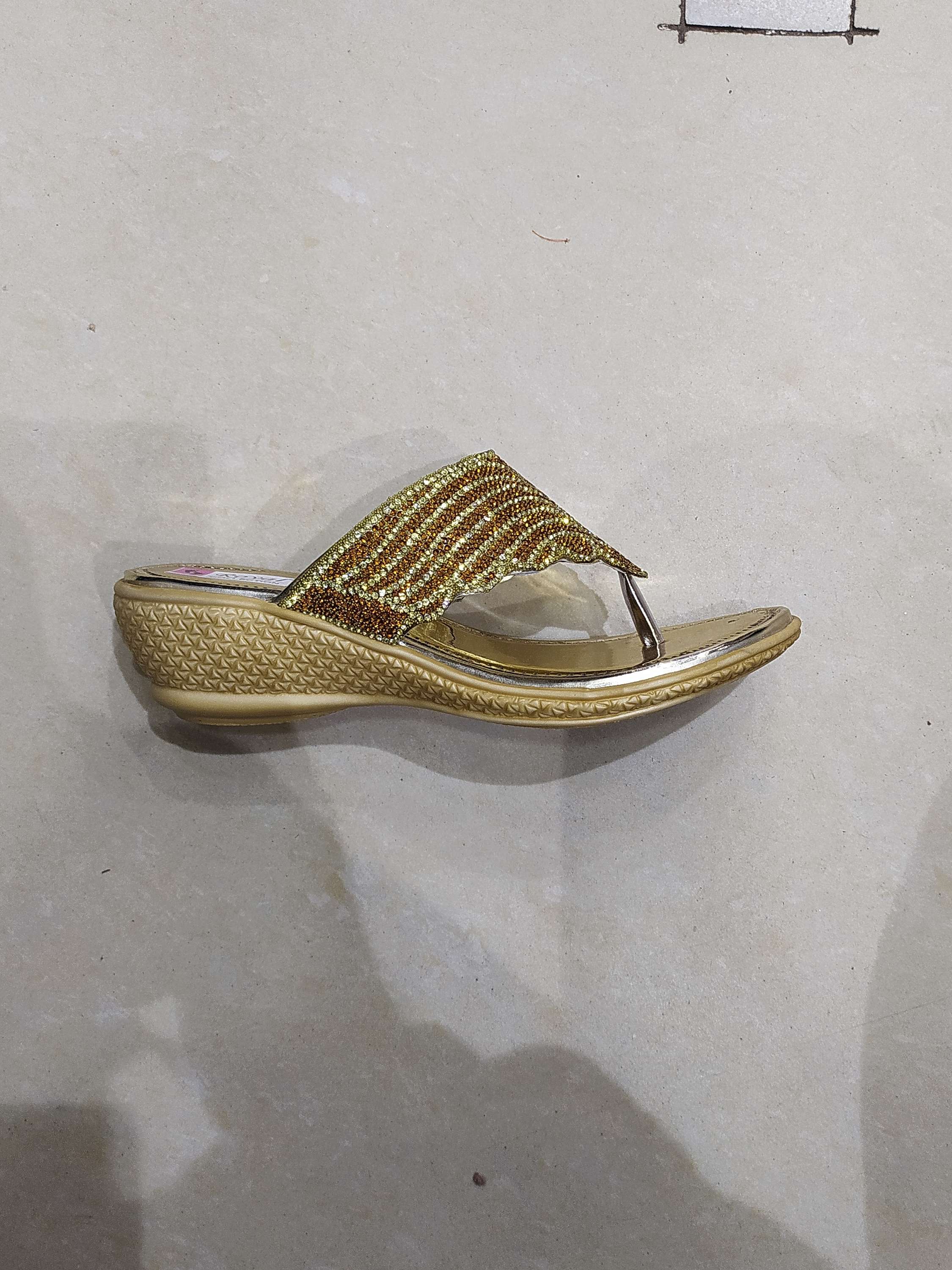 women party wear sandals  - 18219503 -  Standard Image - 1
