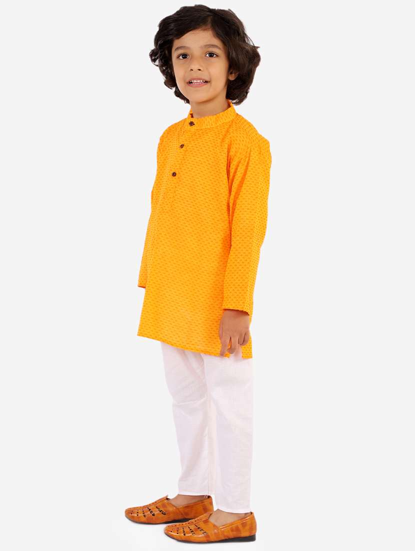 orange checked kurta set - 18221756 -  Standard Image - 1